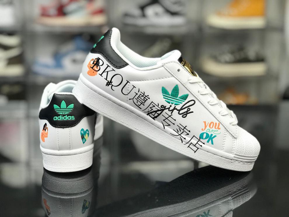 联名时尚经典贝壳头金标米老鼠刺绣情人节休闲鞋子情侣校园小白鞋