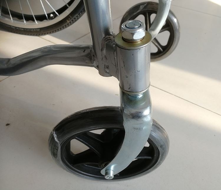 凯之讯轮椅配件前轮前叉轴承轮椅车轮子前小轮转向立轴带沿碗型压力