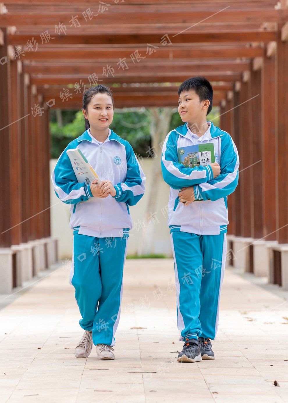 海南中学小学部校服女生西裤120cm