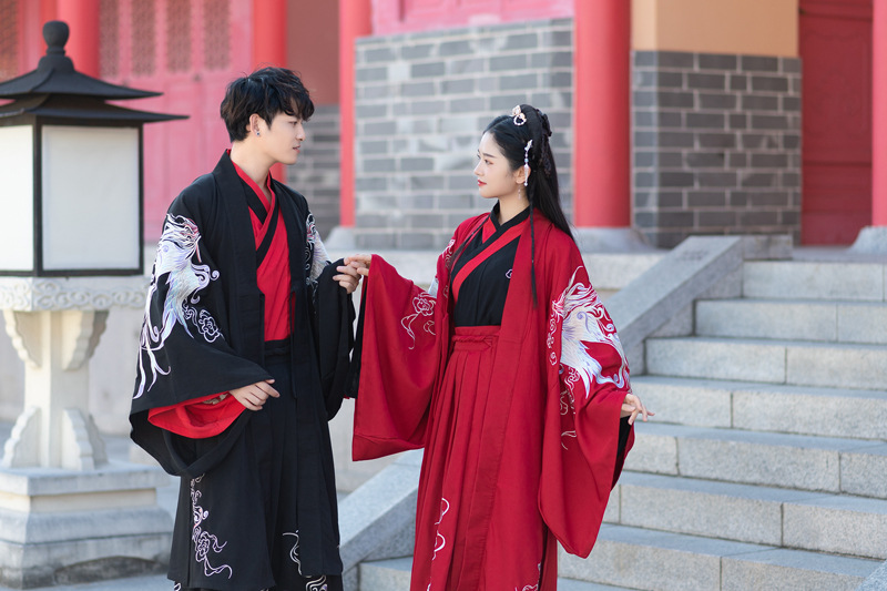 古装情侣全套百鸟朝凤大袖男男女汉服古风男士重工刺绣凤凰大氅红上衣