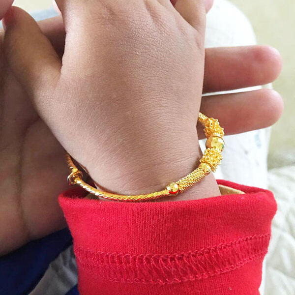 手镯送周岁礼物满月拍照金饰品小孩婴儿镯子儿童送生日礼物仿金首饰