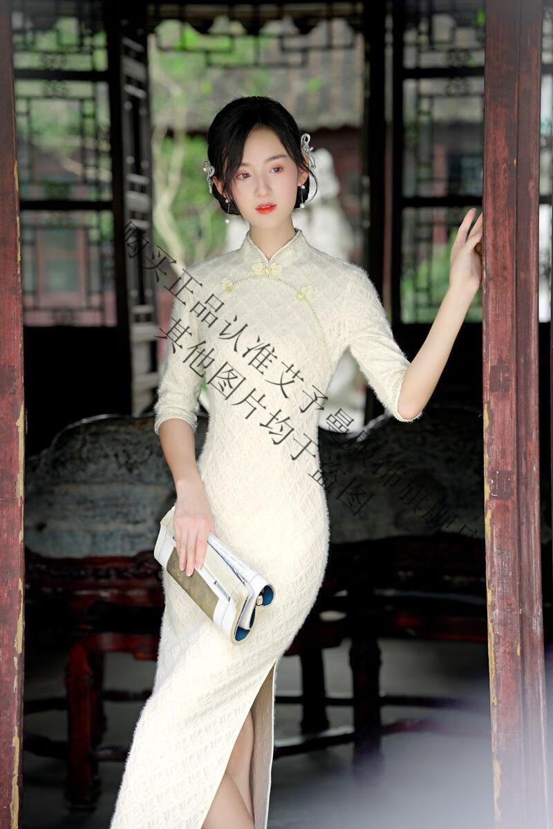 一珂·锦绣四小姐娘子写东方贵族壹美佳人蕾丝优雅羽毛纱旗袍 米白