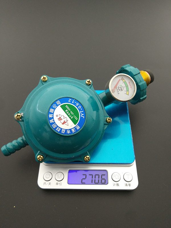 皇冠煤气灶减压阀 液化气调压器 家用煤气罐低压中压阀门带表 a01可调