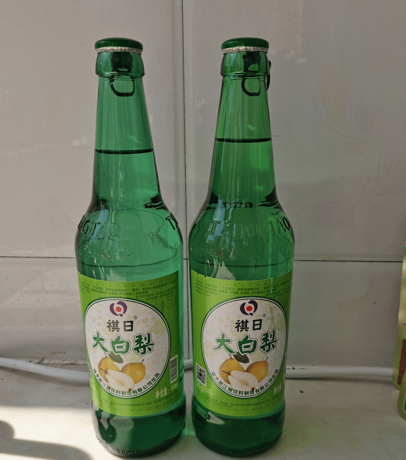 5折 八王寺大白梨 640ml*8瓶 东北怀旧整箱老汽水玻璃瓶碳酸饮料 家庭