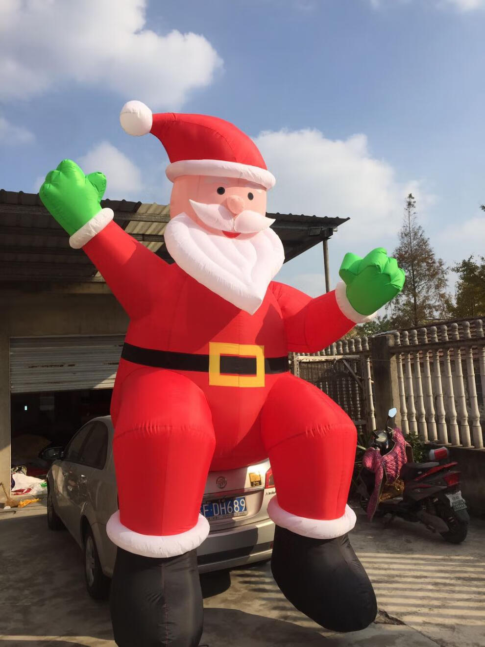 圣诞老人气模充气定制卡通雪人树商场爬墙夜光节布置拱门 8米圣诞老人