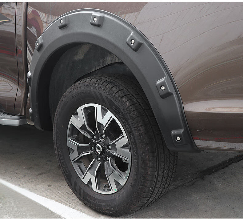 适用于长城炮皮卡商用版轮眉装饰贴加宽轮毂车身饰条亮条外饰改装炮带