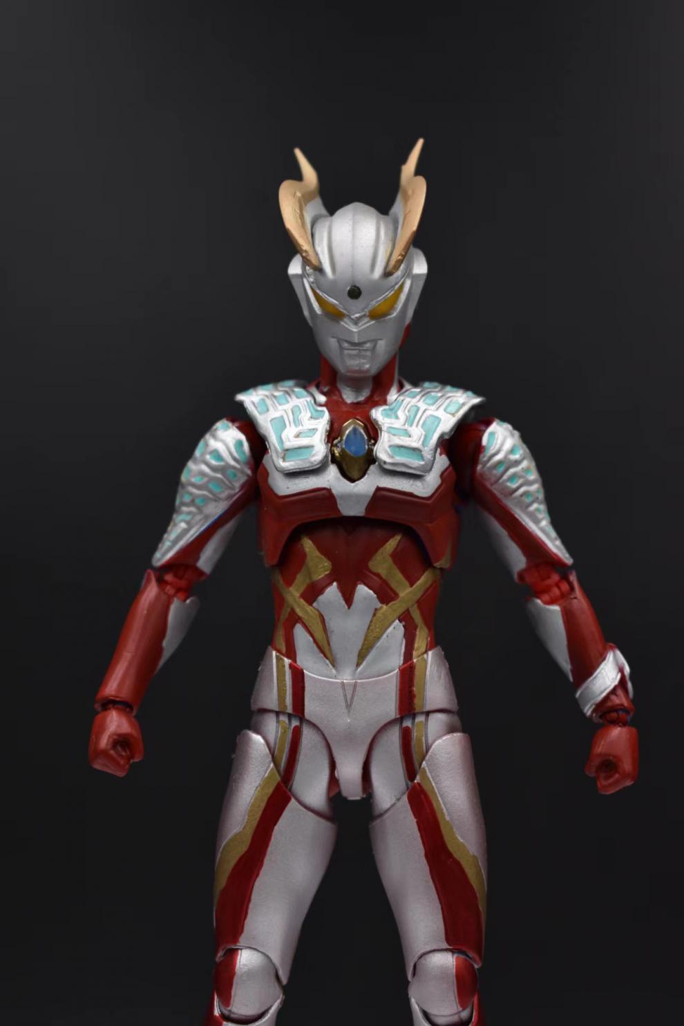 黄金奥特曼手办shf奥特曼发光黄金赛罗闪耀形态儿童关节可动玩具模