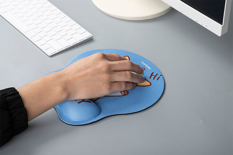 capere铠雷鼠标垫护腕防滑耐磨可爱卡通手腕垫手托手枕滑鼠垫小熊h529