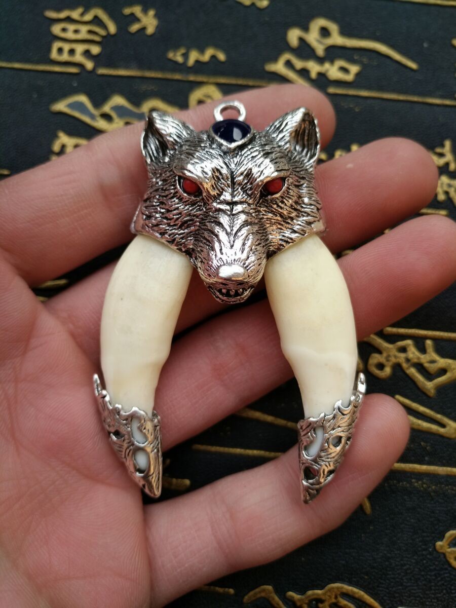 高档品质{中秋节礼物}西藏内蒙狼牙吊坠925银牙套包真黑狗牙宝宝压惊