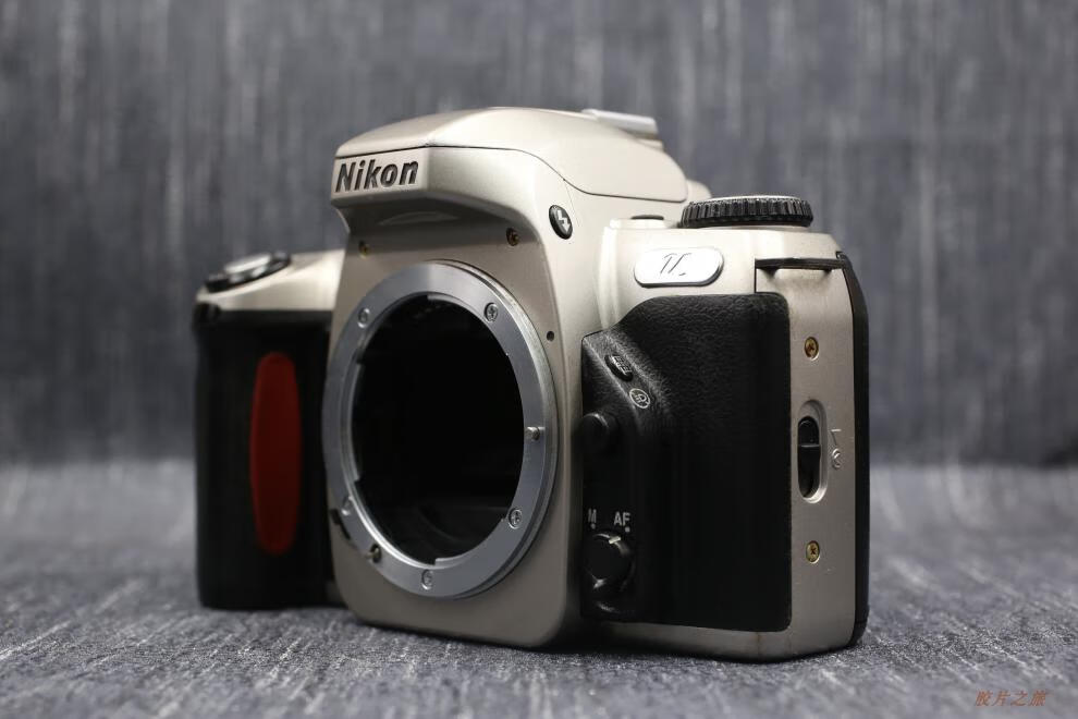 nikon/尼康 f50 f60 f70 f80 f90胶卷单反135胶片相机 95新尼康f80d