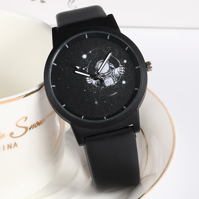 网红太空人宇航员表盘时尚潮流防水男女学生黑科技电子手表探索者精美