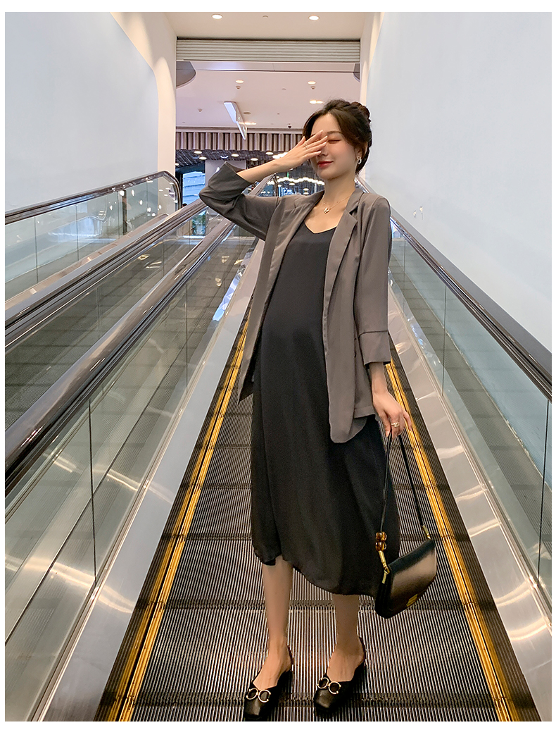 咪咪保姆孕妇装外穿夏大码套装2022春夏款孕妇裙西装外套上衣内搭吊带