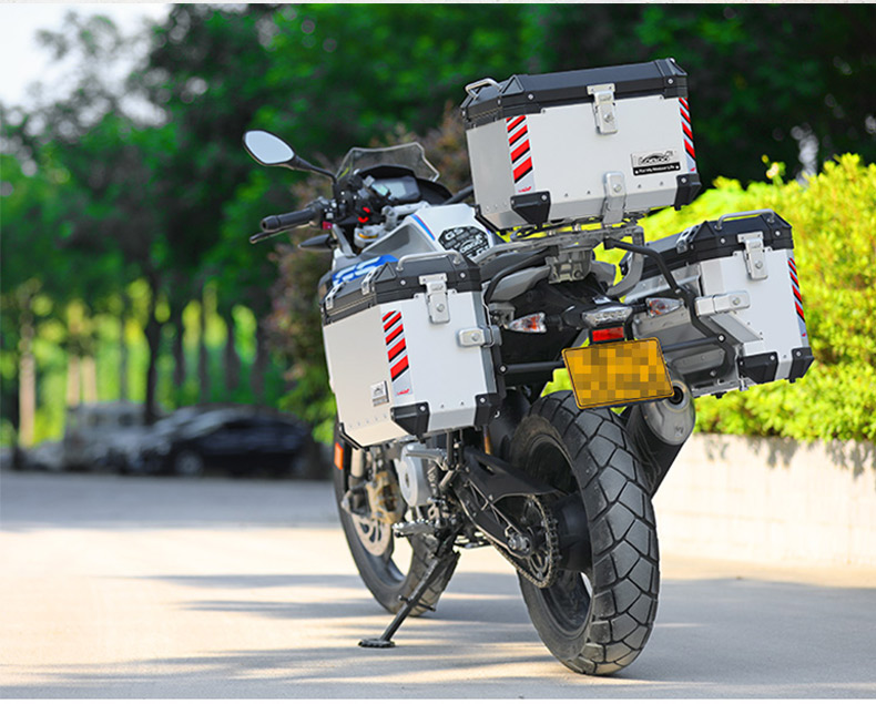 摩托车尾箱bmw宝马g310gs防水铝合金边箱后尾箱改装配件定制款发动机
