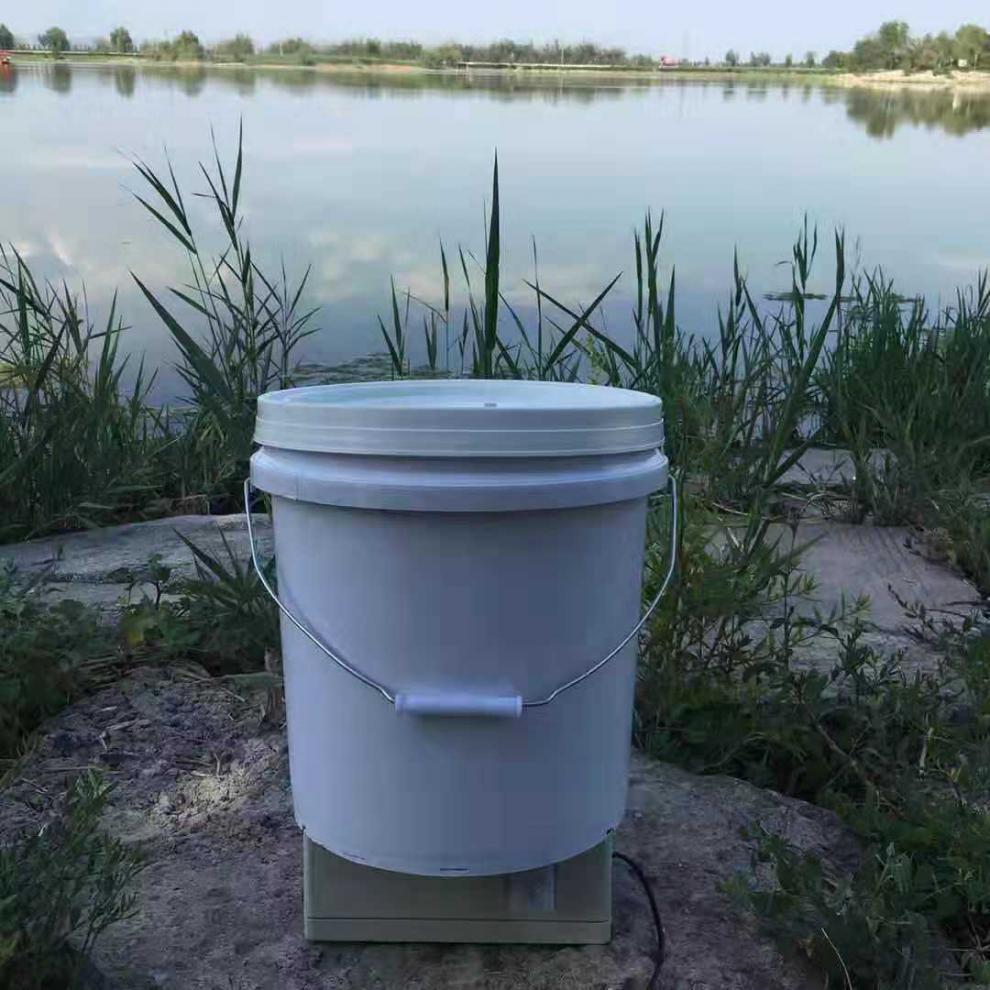 鱼塘粉料投料机投食机下料器鱼饲料小型鱼池智能花鲢麻鲢投喂定制10升