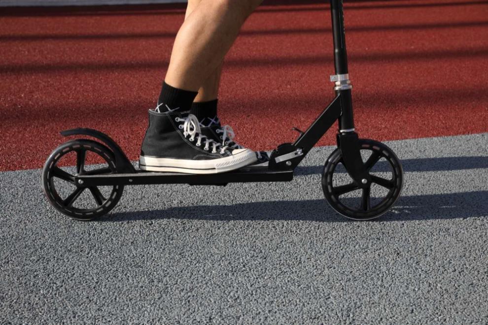 沛德单轮滑板车滑板车大人代步非电动女站立车单脚踏板车运动两轮锻炼