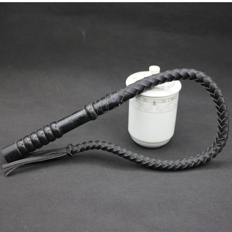 牛皮鞭子响鞭马鞭甩鞭骑马舞蹈防身鞭武术鞭影视道具80厘米红色纯牛皮