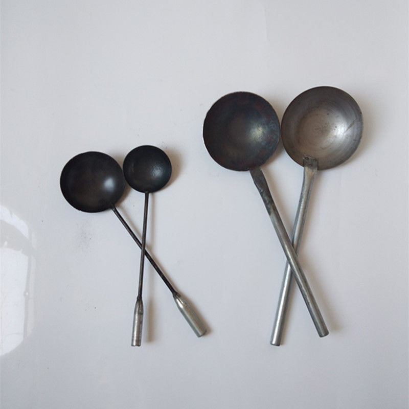铁勺厨师炒菜勺老式厨具油炸勺食堂铁锅勺舀水工业用勺长柄加厚 小号