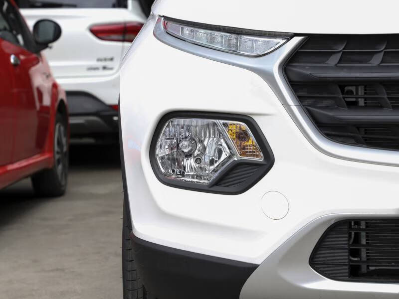 适用于17-19款宝骏510前大灯总成510前照灯壳车头灯罩左右前雾灯 副