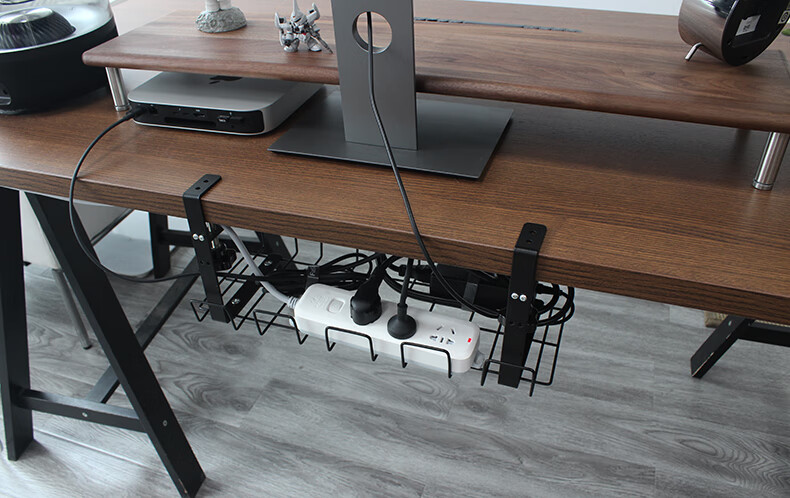 电脑桌下插线板收纳篮电源线数据线插头整理收纳盒集线器插排隐藏单个