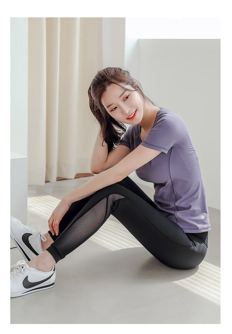 捡漏价专柜品质轻奢宝妈瘦身训练健身房高端时尚瑜伽服套装女夏季新款