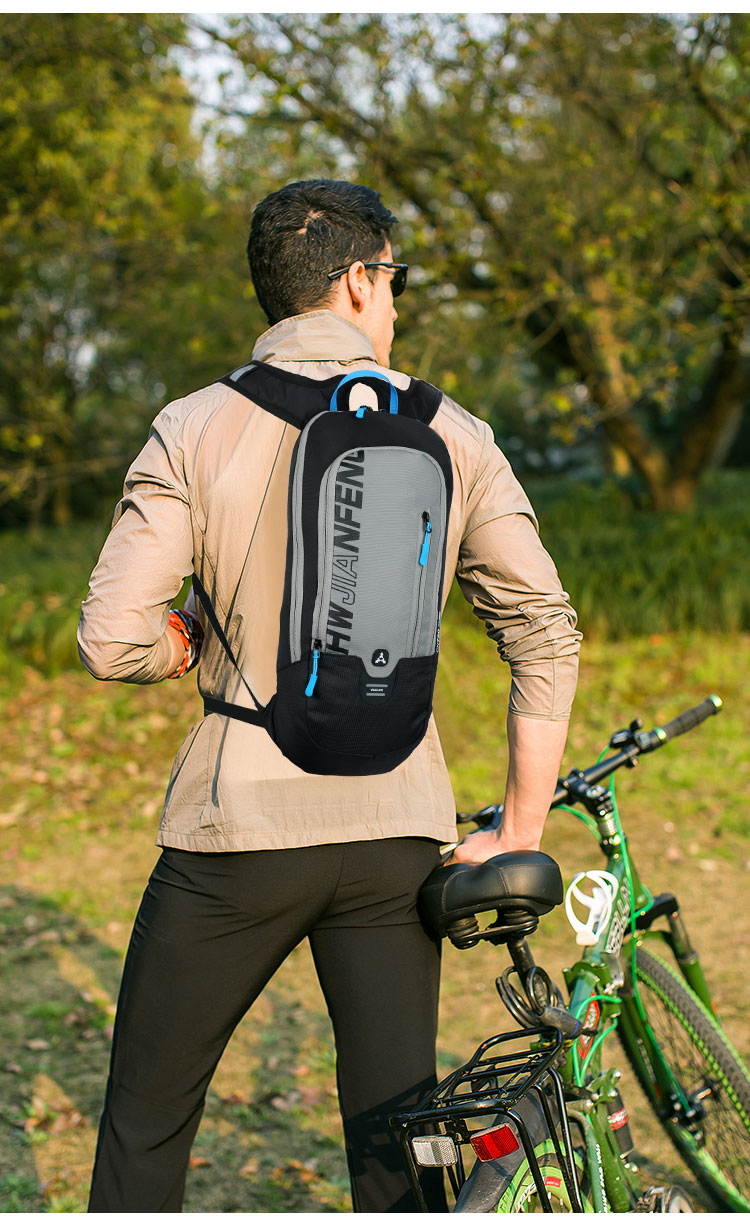 迪卡侬德国进口品质同款越野跑步背包女超轻双肩包男徒步水袋包