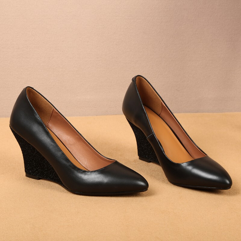 坡跟单鞋女真皮尖头高跟鞋舒适百搭工作鞋2020春新款女式皮鞋定大码小