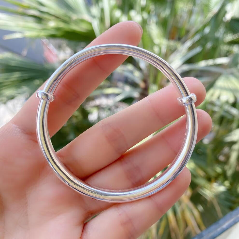 周大福同款银手镯四叶幸运草实心推拉圆肚女镯子女朋友闺蜜生日礼物