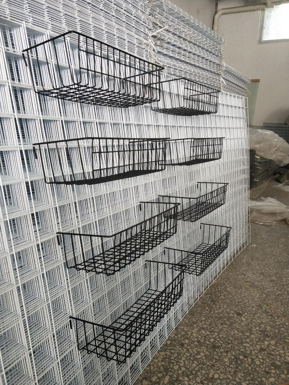 超市货架挂网挂钩网格网片洞洞板挂篮铁丝网收纳篮超市多功能置物篮