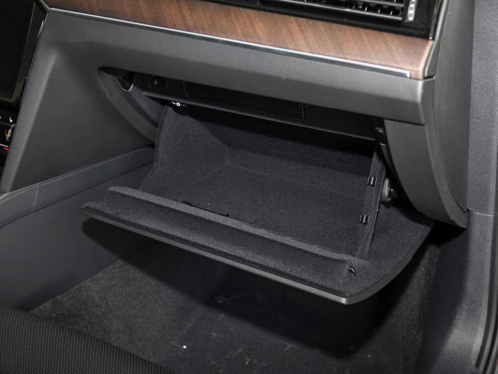 cc19款右杂物箱 副驾驶储物箱 手套箱杂物箱总成 迈腾b8左杂物箱1个