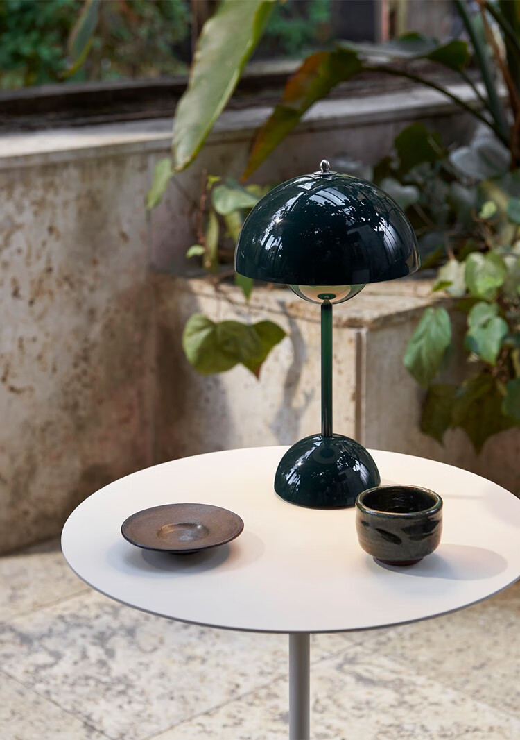 台灯学习护眼【现货秒发】丹麦花苞灯台灯充电调光卧室网红台灯充电