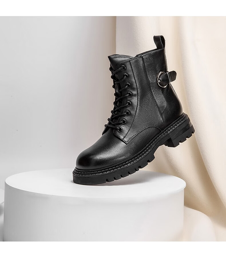 奥康官方女鞋时尚亮面简约侧拉链马丁靴潮流舒适帅气女鞋黑色4738