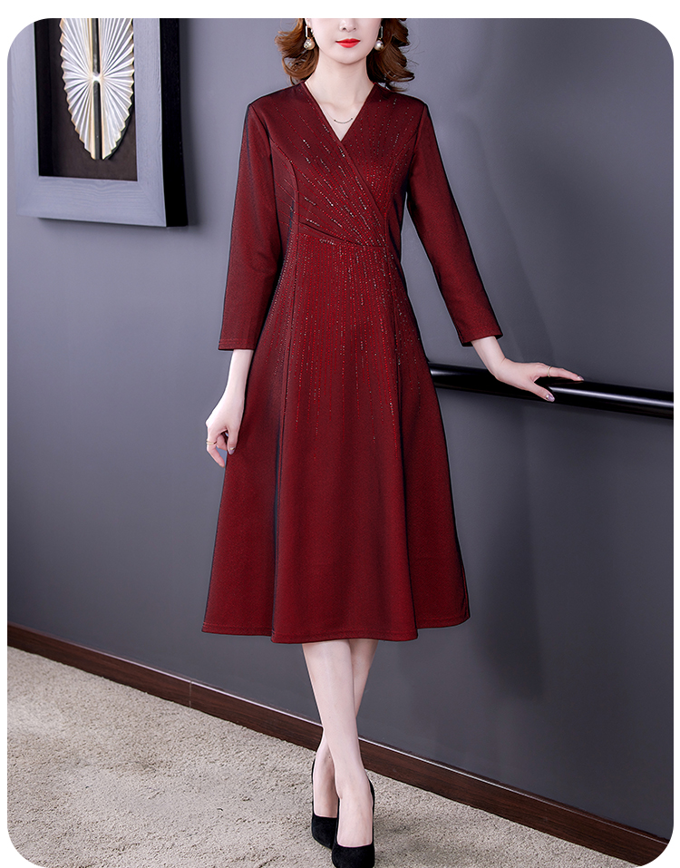 婚礼妈妈装高档礼服加肥加大妈妈婚礼服时尚年轻婆婚宴旗袍连衣裙女