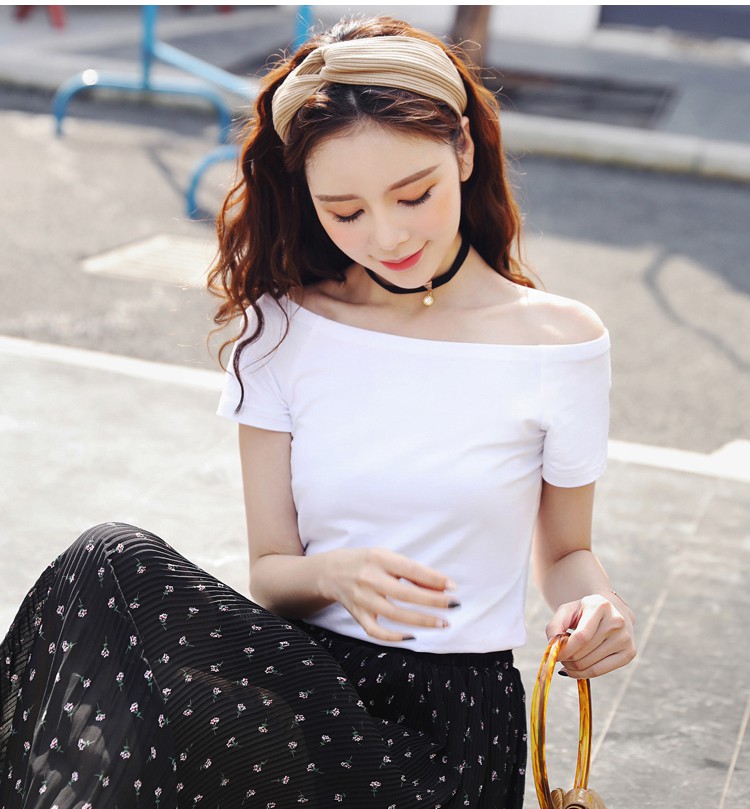 60露肩一字肩上衣女生季一字领半袖短款性感紧身小众锁骨t恤女短袖