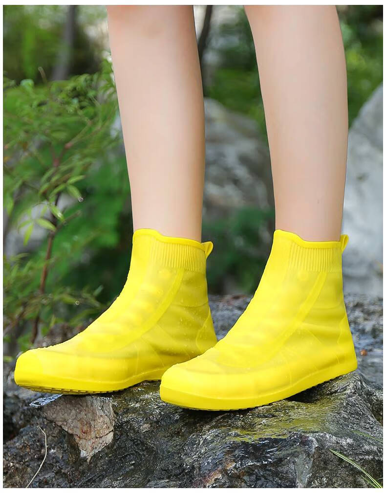 乳胶弹力防水鞋套学生专用鞋套反复使用防水下雨天穿的硅胶乳胶弹力