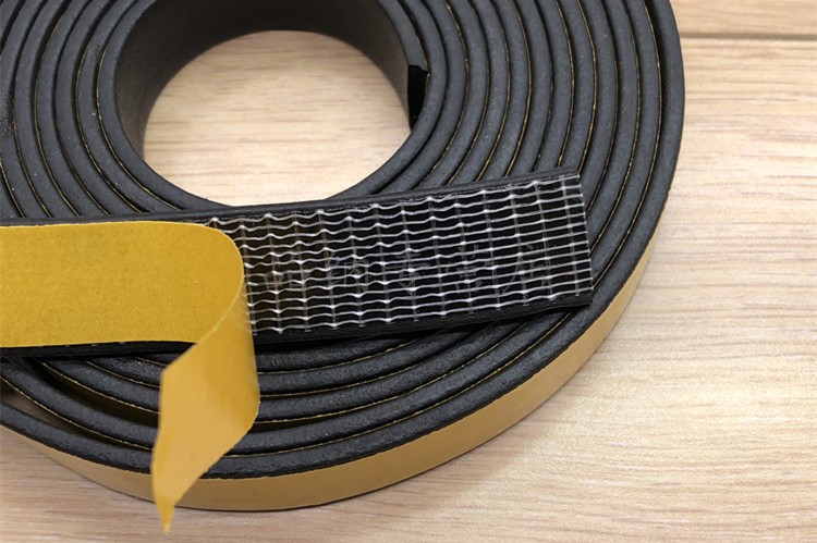 定做三乙丙橡胶发泡条单面背胶平板自粘机电箱柜密封条橡胶垫d型条