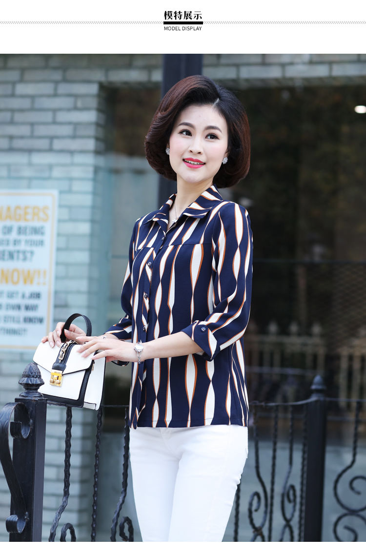 中老年人女装秋装女妈妈夏装衬衫长袖衬衣中年衣服上衣老人短袖夏