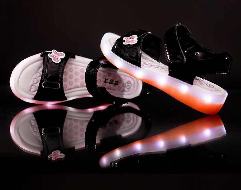 儿童凉鞋女童led发光usb充电闪灯鞋防水沙滩灯鞋 黑色 34