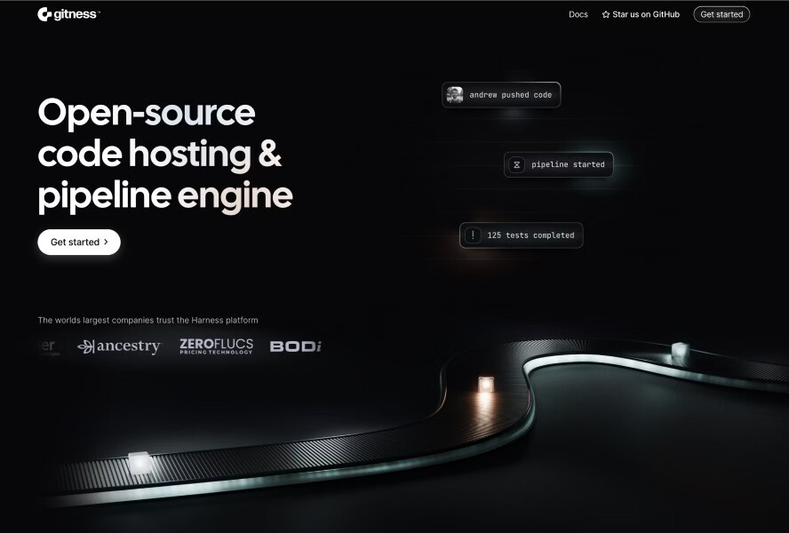 开源代码托管和流水线引擎