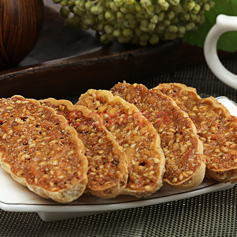 【京东超市】功德林 传统果仁薄脆椒盐味饼干180g