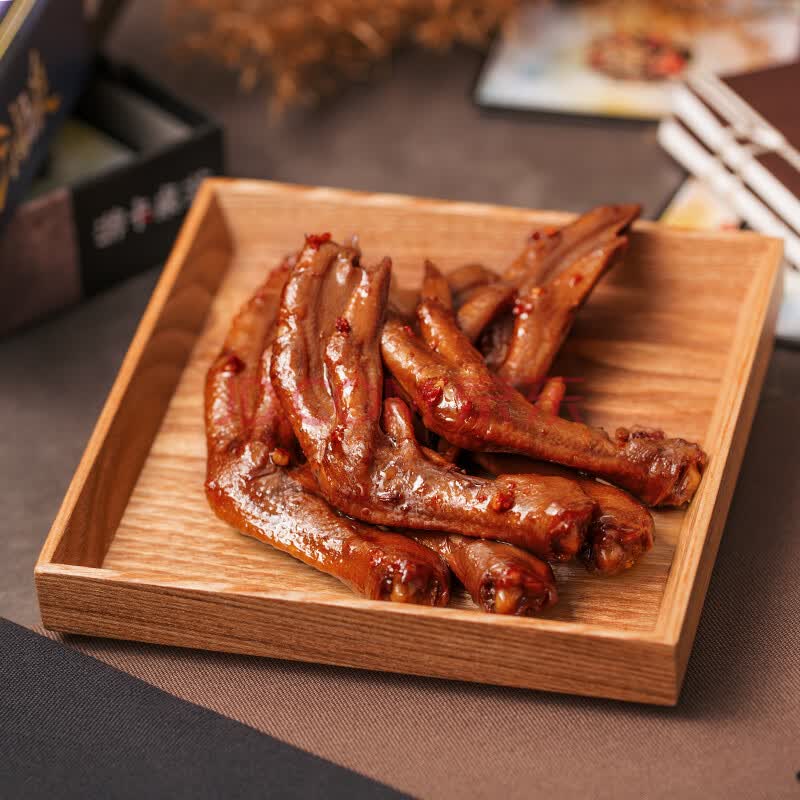 周黑鸭 卤鸭掌鸭爪 麻辣微甜休闲零食 锁鲜气调盒装245g