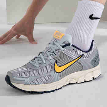 耐克（NIKE）男鞋2024夏款AIR ZOOM VOMERO运动休闲气垫缓震透气跑步鞋DA7245 FJ4151-001 /VOMERO 5 39