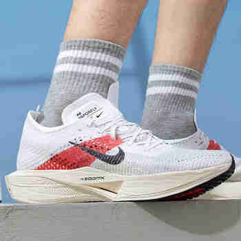 耐克（NIKE）男鞋2023冬季新款ZOOMX VAPORFLY NEXT跑步鞋FD6556 FD6556-100 40