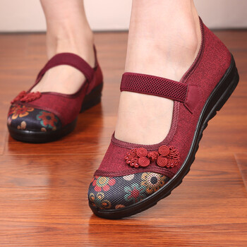 足力健老北京布鞋女奶奶四季鞋平底防滑软底中老年人单鞋妈妈老太太