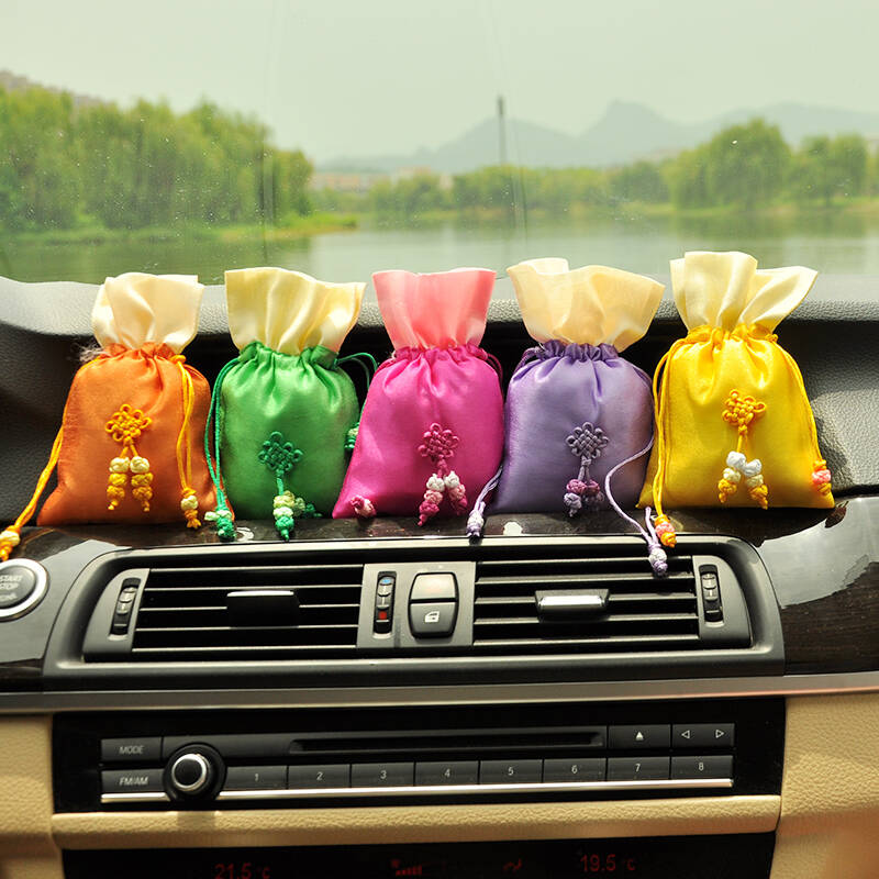 魅驹 纯环保健康可爱趋蚊小香包车内摆件挂件 洋甘菊-金黄色(韩版)