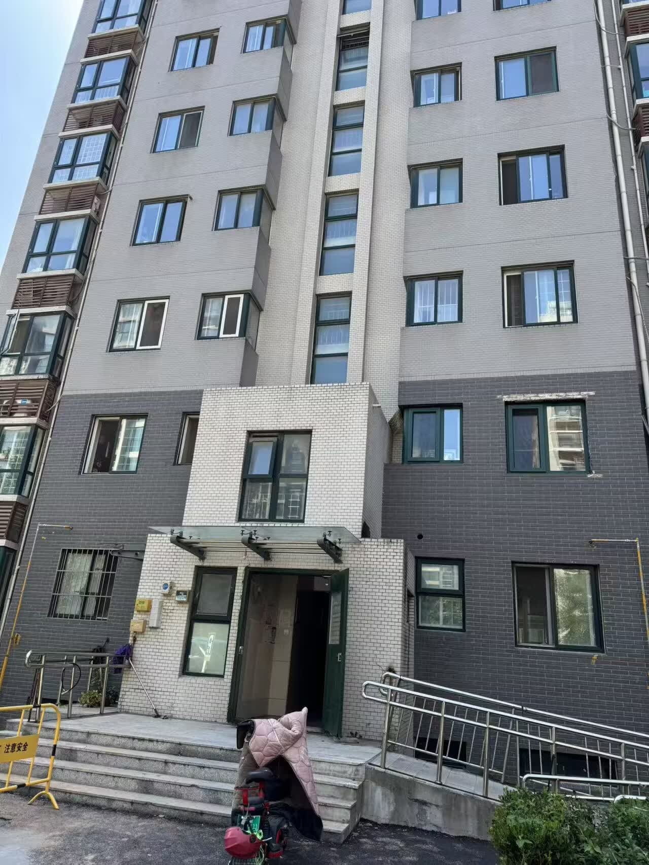 山东省济南市章丘区福泰新都城住宅小区7号楼901室