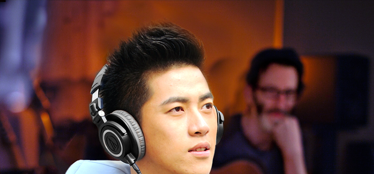 
                                        
                                                                                铁三角（Audio-technica）ATH-M50X BK 头戴式专业全封闭监听音乐HIFI耳机 黑色                