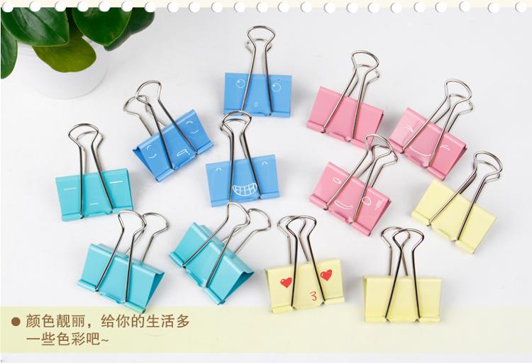 
                                        
                                                                                得力(deli)48只25mm彩色长尾夹票夹 4#金属燕尾夹票据夹子 办公用品 8554ES                