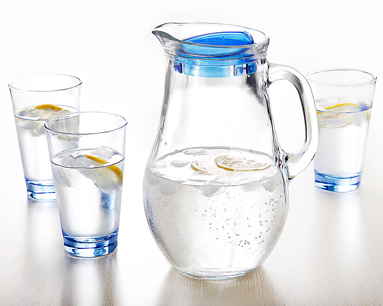 帕莎(pasabahce)玻璃光面凉水壶 土耳其进口 2000ml(杯盖颜色随机发送