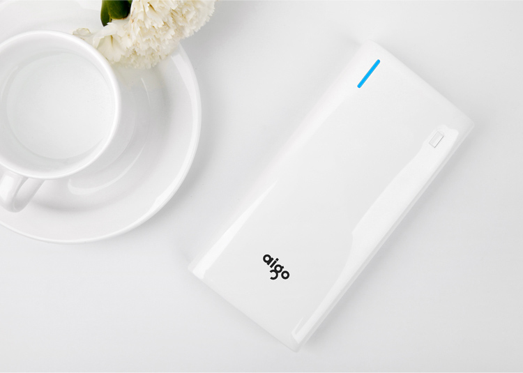 爱国者（aigo）移动电源 18000毫安 K180 通用充电宝 白色