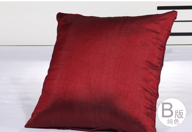 艾薇  家纺床品  原创个性 手工抱枕 沙发靠枕含芯  百折裙红43*43CM
